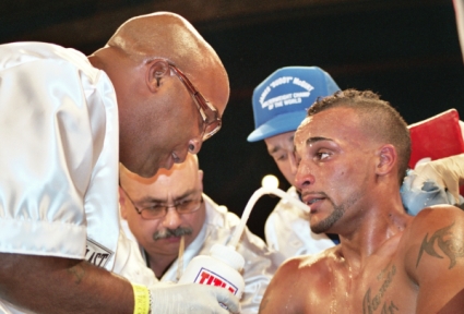 Photo ©Jim Everett/SaddoBoxing