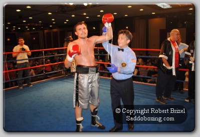 Mussachiofight1 Mussachio Beats On Tomato Can Billy Bailey at Ballys
