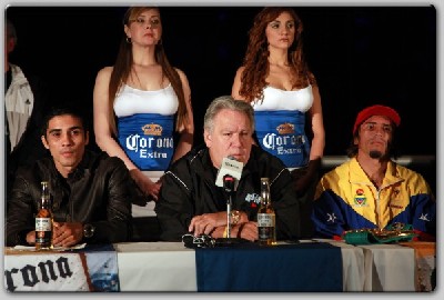 ValerovsDeMarco1 Showtime Boxing: Valero vs. DeMarco Reaches Boiling Point In Monterrey, Mexico