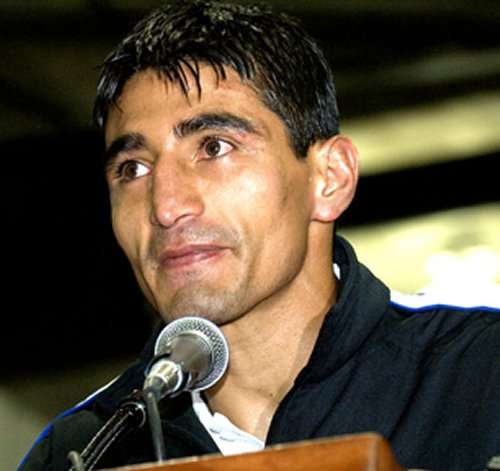 erik morales  comeback