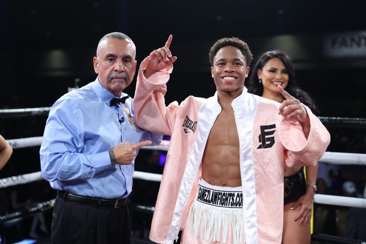 FLOYD â€œKID AUSTINâ€ SCHOFIELD MAKES GRAND ARRIVAL STATEMENT WITH FIRST ROUND KNOCKOUT VICTORY IN GOLDEN BOY HEADLINING DEBUT AGAINST DANIEL â€œBAD BOYâ€ ROSAS