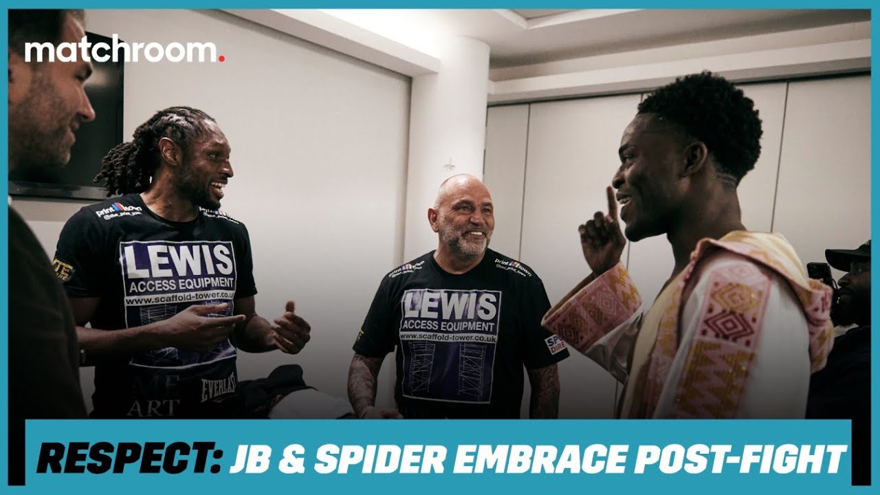 EXCLUSIVE: Joshua Buatsi visits Craig Richards dressing room after war