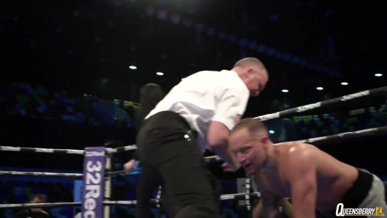 😳 The Moment The Referee Tells Doctor To Leave Ring! Khalid Ali KO Ringside Angle