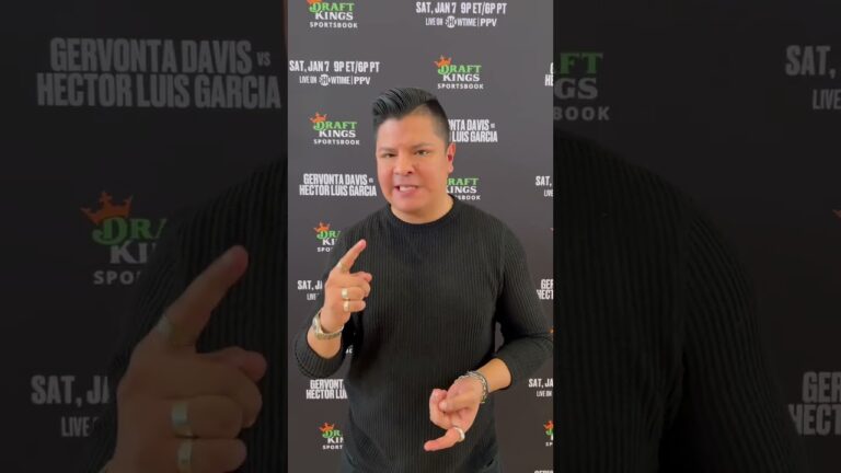 Ray Flores hosts the #DavisGarcia media workouts