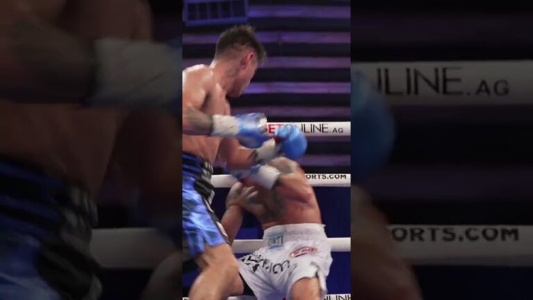 Ringside KO View 🧨 Angel Fierro takes out Estela #Shorts