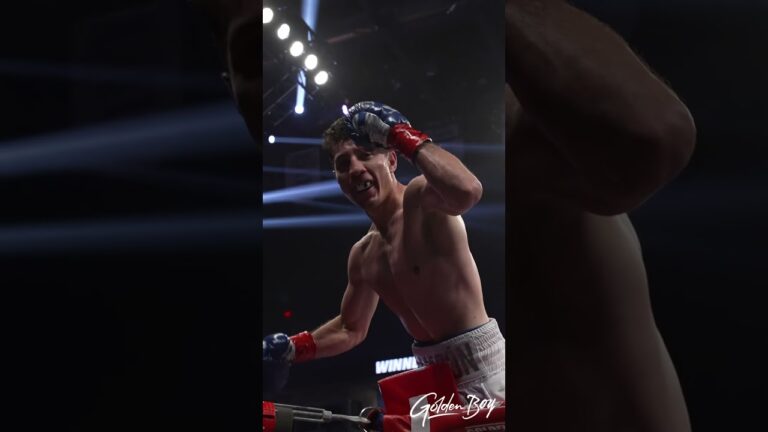 A 1️⃣ – 2️⃣ – 3️⃣ kinda night for El Camaron, ending the night early with a 2nd rd KO 💪🔥💯