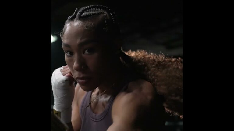 Here comes   💣 Alycia Baumgardner: July 15