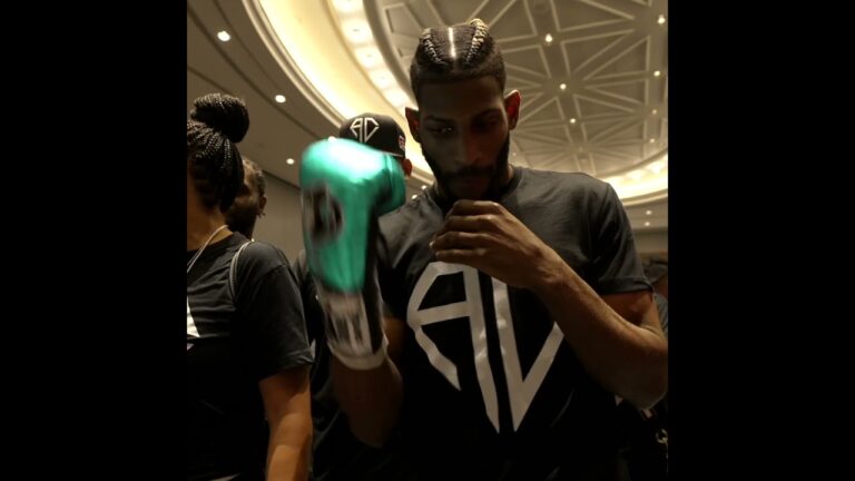 Andy Cruz Picks Gloves For Pro Debut 🥊 #shorts