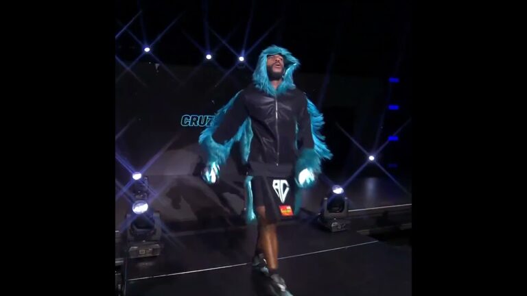 🎶 El Micha Ringwalks Andy Cruz For Pro Debut 🇨🇺