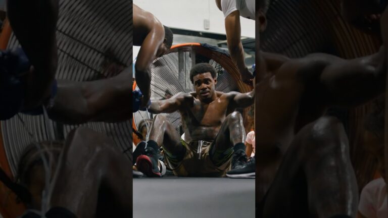 Spence & Derrick James Are An Unstoppable Duo 🥵 #spencecrawford