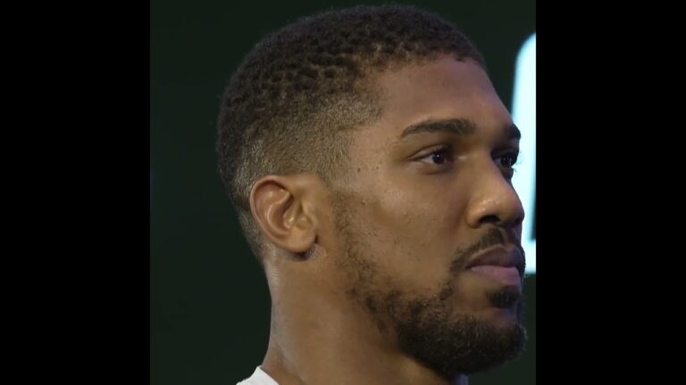 The First Face Off 👀 Anthony Joshua Vs Robert Helenius #shorts