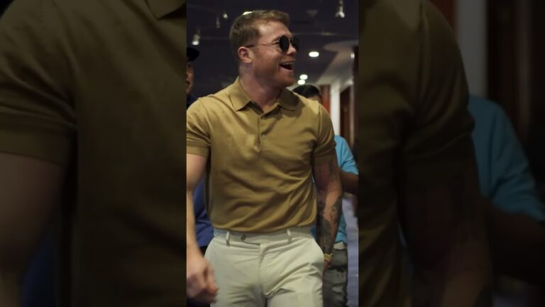 Canelo Isnâ€™t Scared Of ANYTHING 🥶