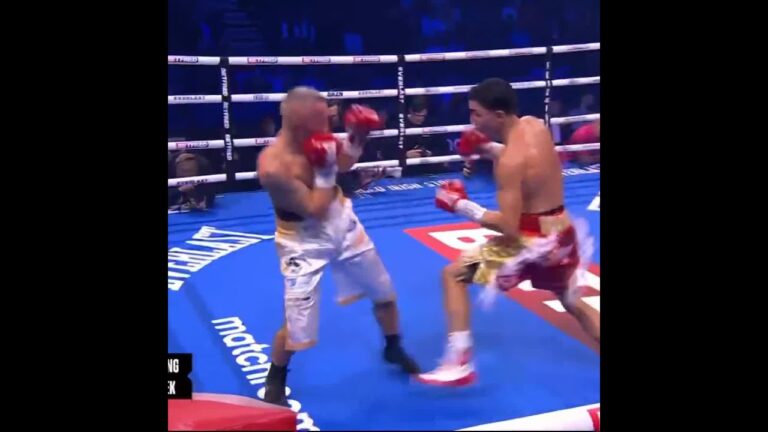 Cameron Vuong Takes Out Dufek Early To Move 3-0 💫