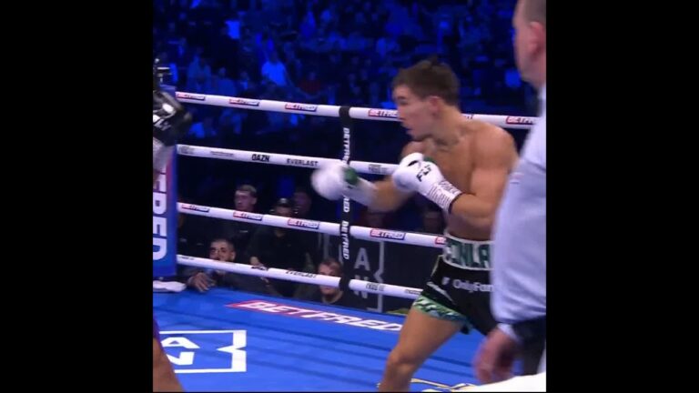 Jordan Gill Drops Michael Conlan In Round 2 🤯