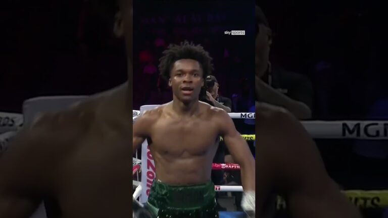 The PERFECT pull & counter 😳 #AbdullahMason