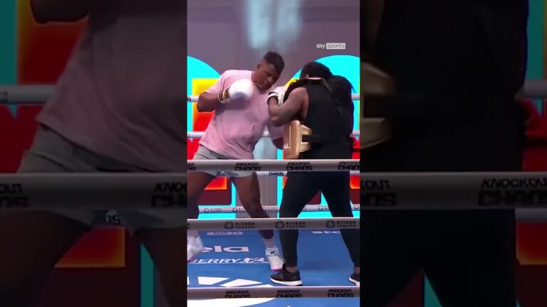 Francis Ngannou HITS the body-belt 😤