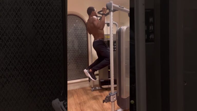Anthony Joshua Back In The Gym Following Francis Ngannou Win 💪