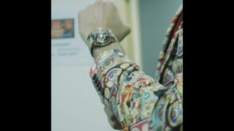 Tyson Fury Shows Off Limited Edition Watch ⌚👀