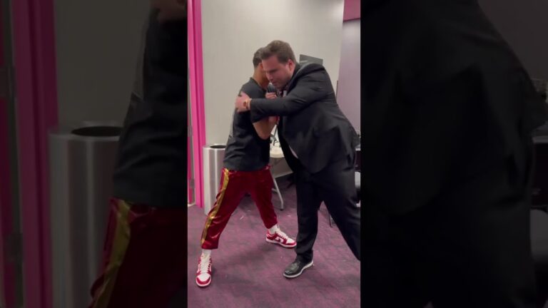 #RollyRomero Warming up ready for #rollypitbull