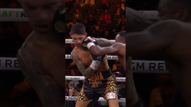 At 40 years old, #ErislandyLara is aging like fine wine 🍷 and his power still packs a punch 💥!