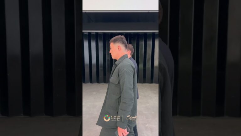 Dmitri Bivol arrives for the press conference ahead of Beterbiev fight 👀