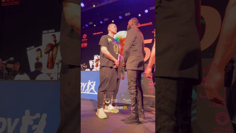 Two absolute giants. Deontay Wilder and Zhilei Zhang face off for the first time 🥶