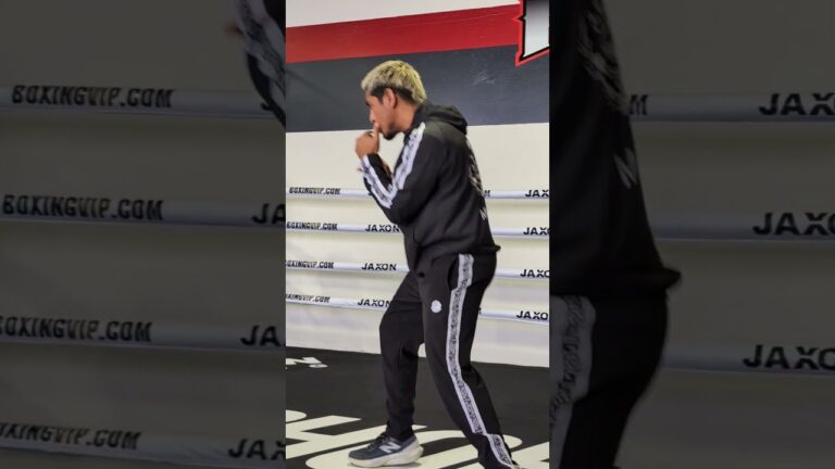 #JesseMagdaleno is 🔒d in for Brandon Figueroa. #FigueroaMagdaleno #CaneloMunguia