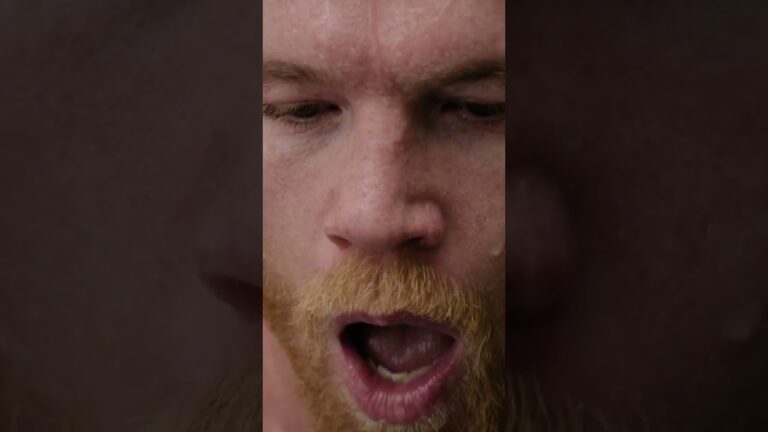 How Canelo starts his mornings:   🥶