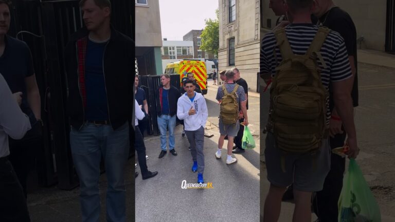 Another day at the office for Royston Barney-Smith 🥊