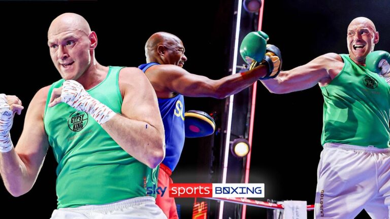 Fury looking LOOSE! ⚡ | Full Tyson Fury media workout with Usyk watching on