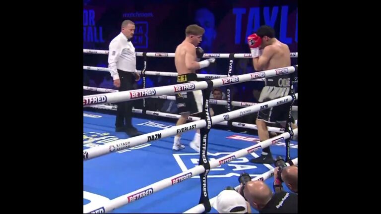 Giorgio Visioli Lands Crunching Bodyshot To Move 3-0 😲