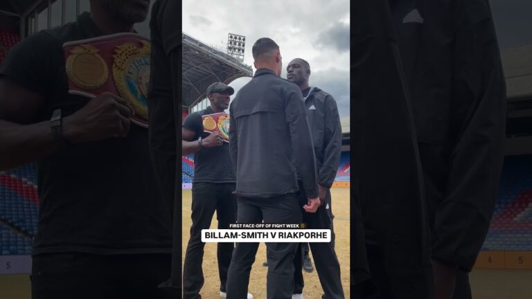 The first face-off of fight week! 🔥 #BillamSmithRiakporhe