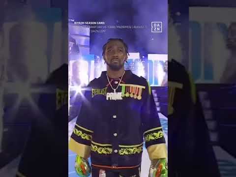 Terence Crawford makes his way to the ring  🥊💥
