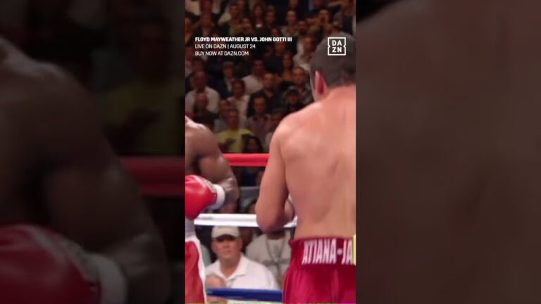 One of the craziest last 10 seconds of a fight 🔥