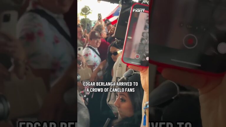Berlanga Welcomed To Fight Week By A Mob Of Canelo Fans 😅