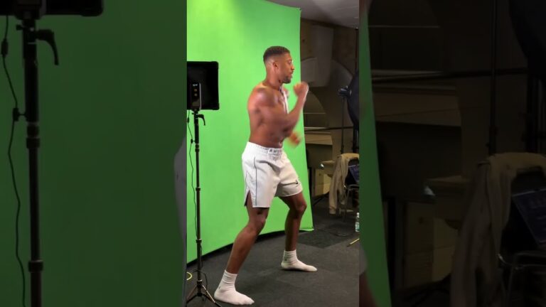 Anthony Joshua looking STRONG! 😳 #JoshuaDubois #Boxing