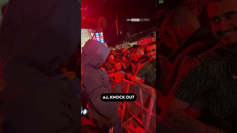 Anthony Joshua tells fans he wants a KNOCKOUT! 🔮 #JoshuaDubois