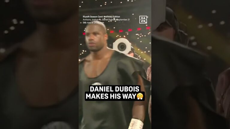 Daniel Dubois makes his way to the ring! #boxing #shorts #joshuadubois #riyadhseasoncard