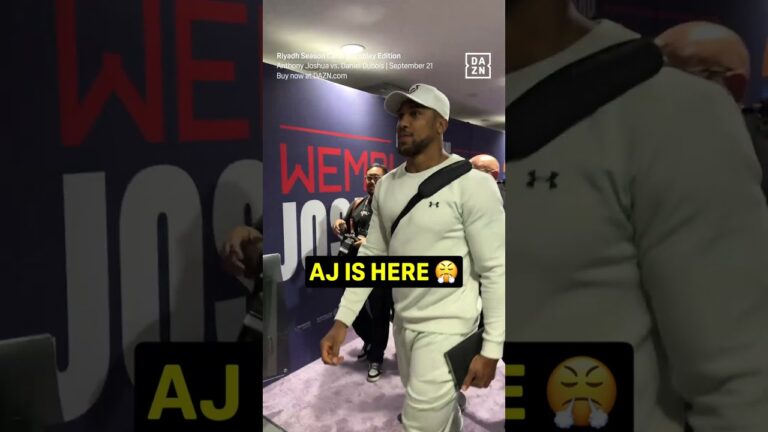 Anthony Joshua is HERE 💥 #shorts #daznboxing #riyadhseason