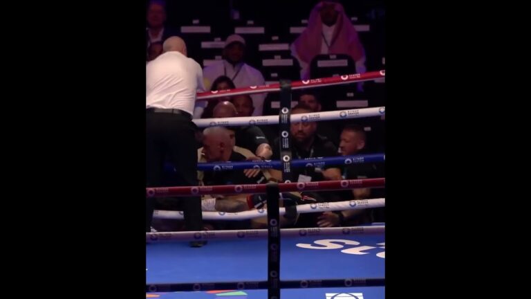 The Moment Ben Whittaker & Liam Cameron Both Went Over Top Rope 🤯 Technical Draw