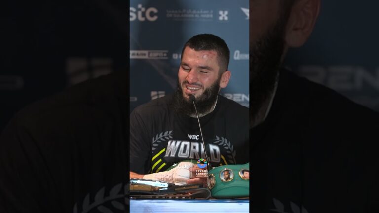 The emotional side of Artur Beterbiev 😥👏