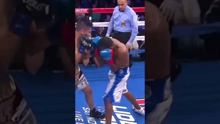 Oscar Negrete and Joshua Franco Put On A War! #goldenboy #boxing #tb