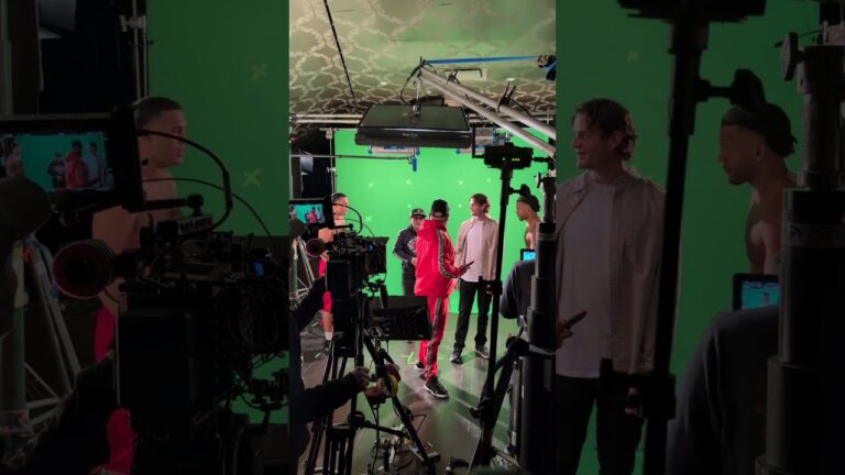 #DavidBenavidez and #DavidMorrellJr had to be separated during promo shoots 🤬🗣️ #BenavidezMorrell.