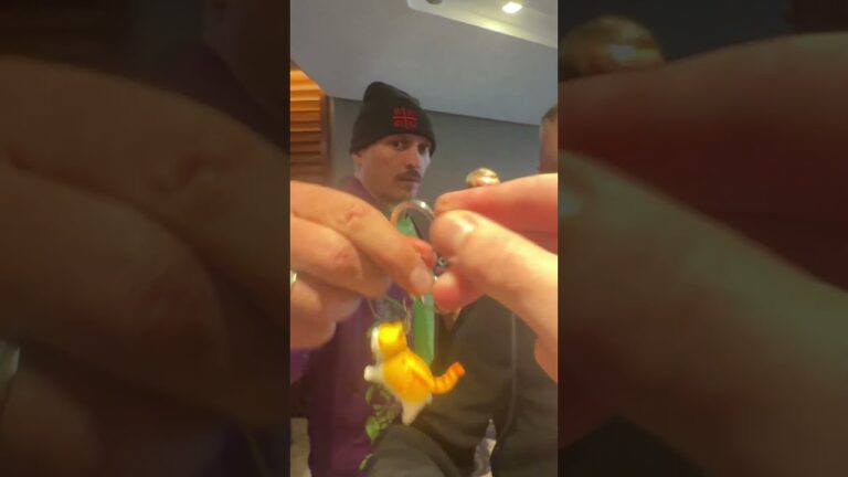 A gift for Oleksandr Usyk 🎁