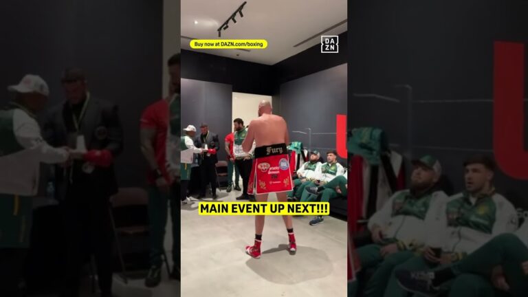 TUNE IN NOW TO WITNESS BOXING HISTORY🔥🔥🔥