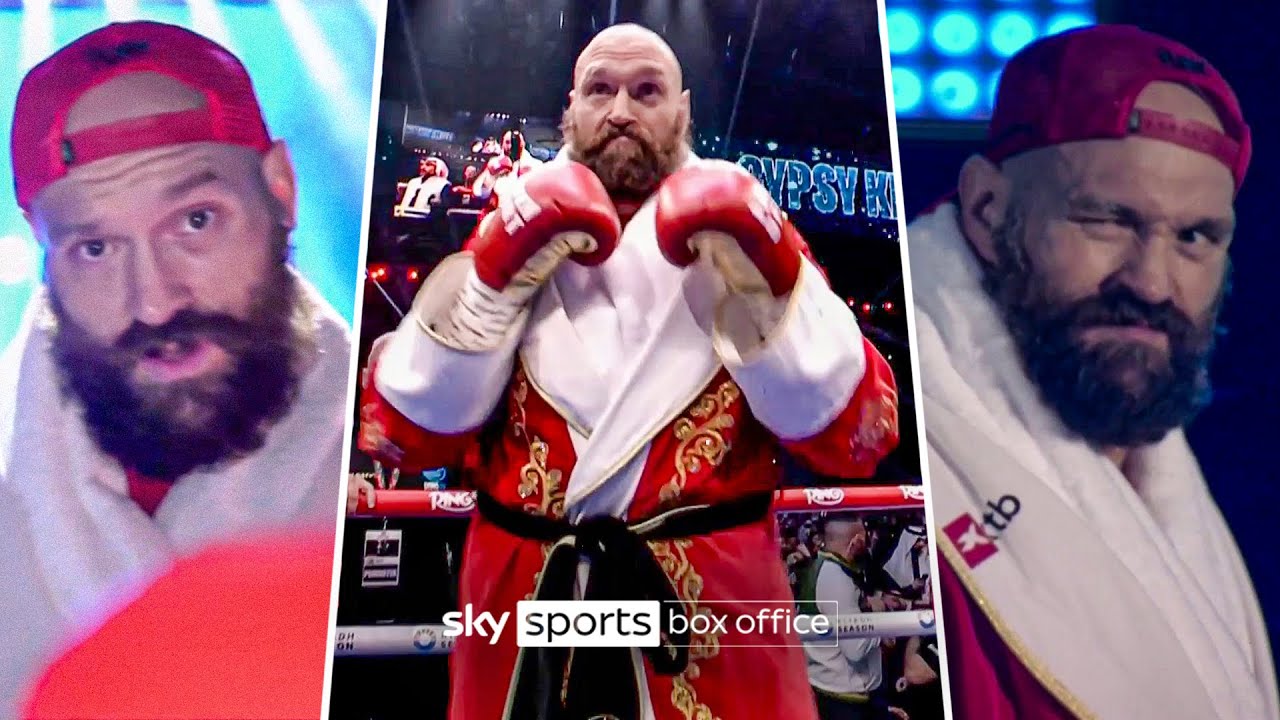Tyson Fury's CHRISTMAS THEMED ring walk 🎅 | Usyk vs Fury 2