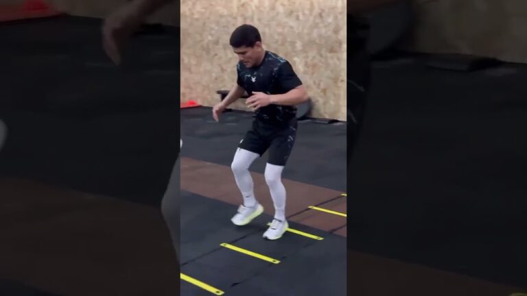 Murodjon Akhmadaliev's Footwork Drills Are Something Else 🌪️🕺
