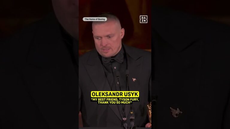 USYK words after receiving Fighter of the Year Award 👏