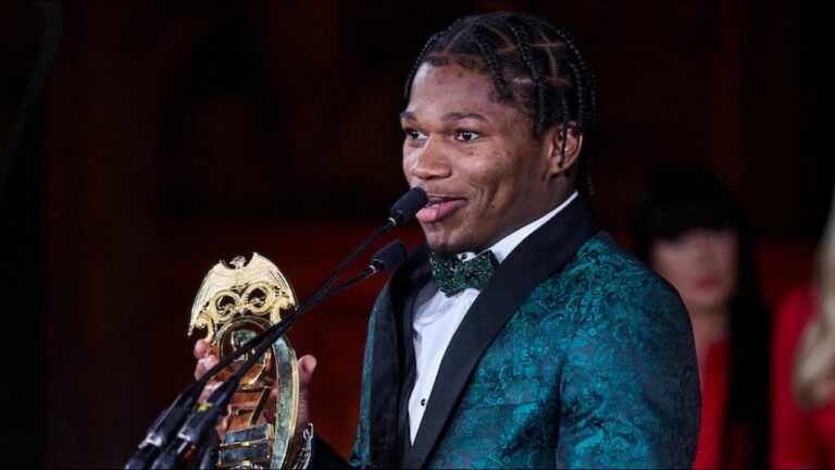 Ring Awards: Ray Ford vs. Otabek Kholmatov Wins Fight Of The Year