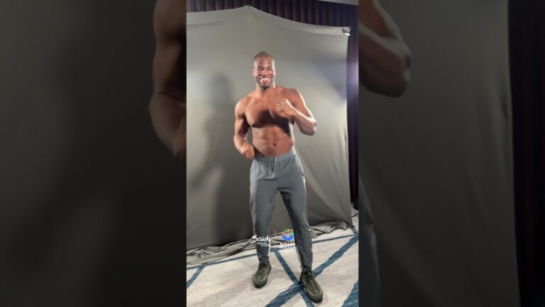 Fight week is officially  for Daniel Dubois 📸😄